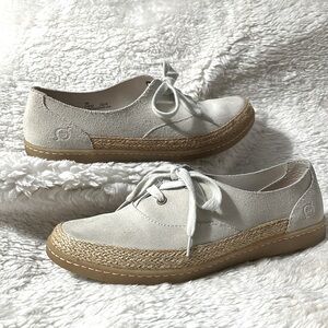 Born sneakers, 7 medium